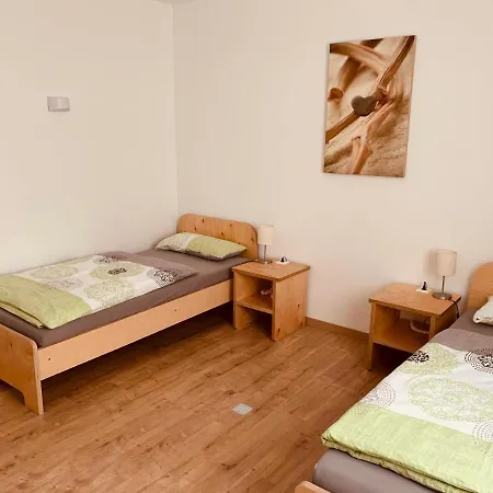 - 3 Hoelzer Апартаменты