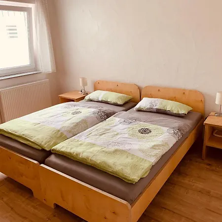 - 3 Hoelzer Бад-Камберг