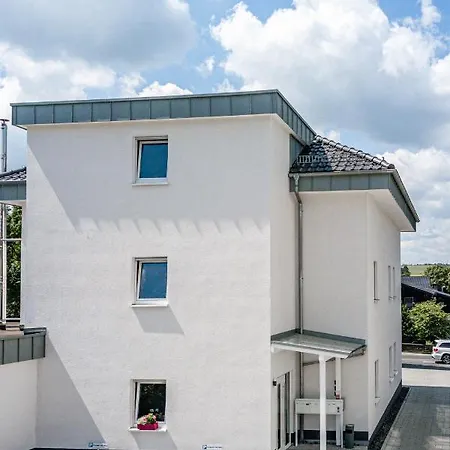 - 3 Hoelzer * Бад-Камберг